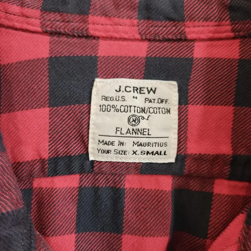 Vintage 1990s J.Crew Men's XS Red Black Buffalo Plaid Flannel Shirt Cabincore